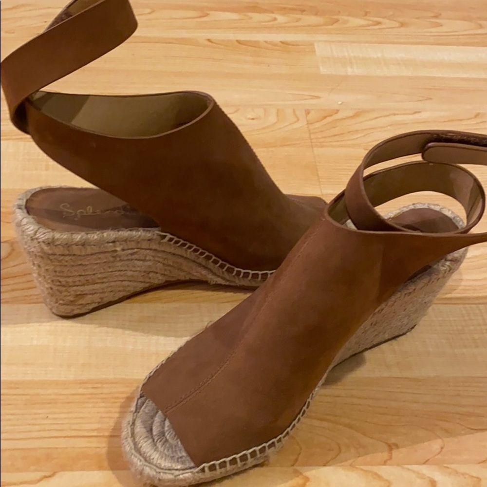 Splendid wedge